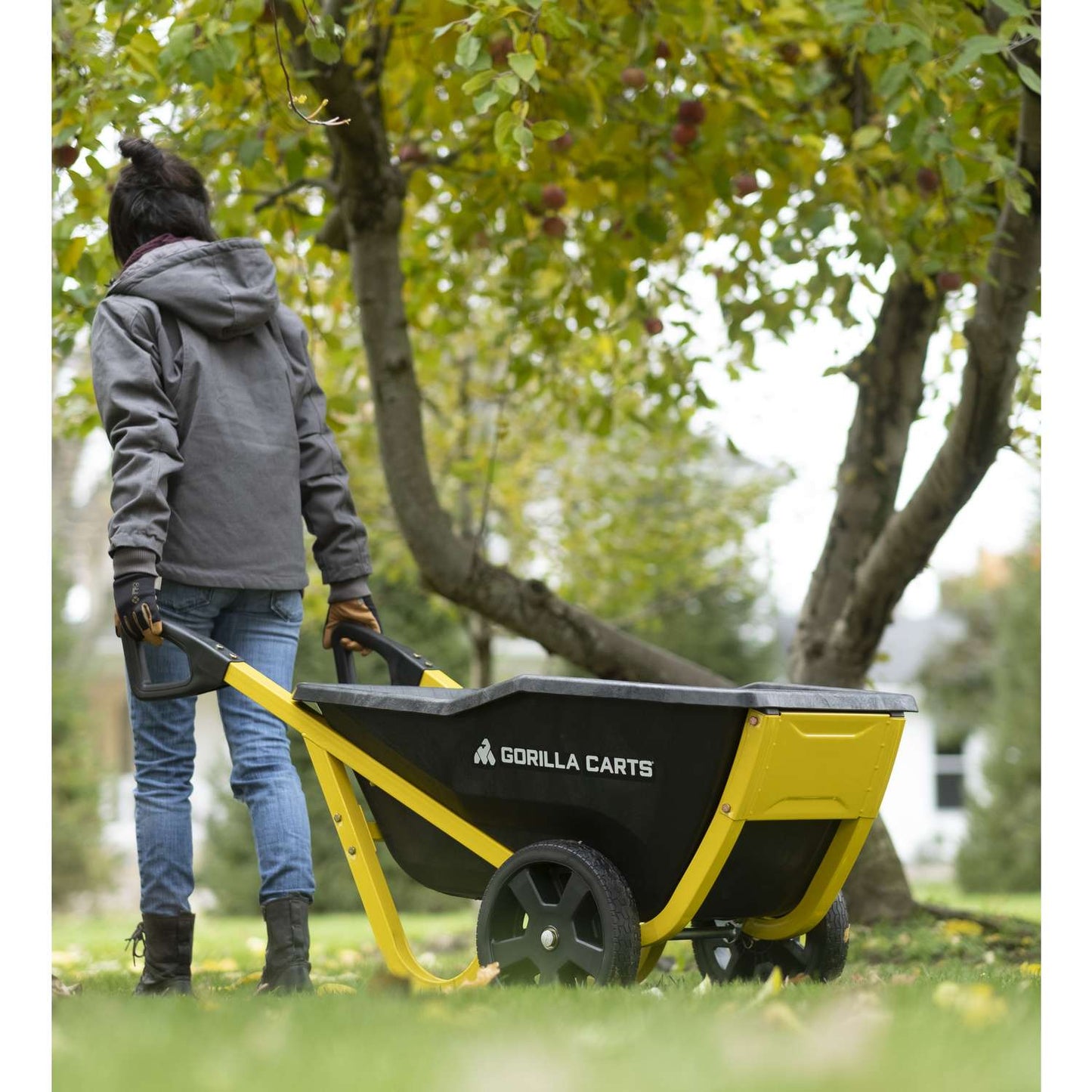 Gorilla Carts Poly Yard Cart 600 Lb. Cap.