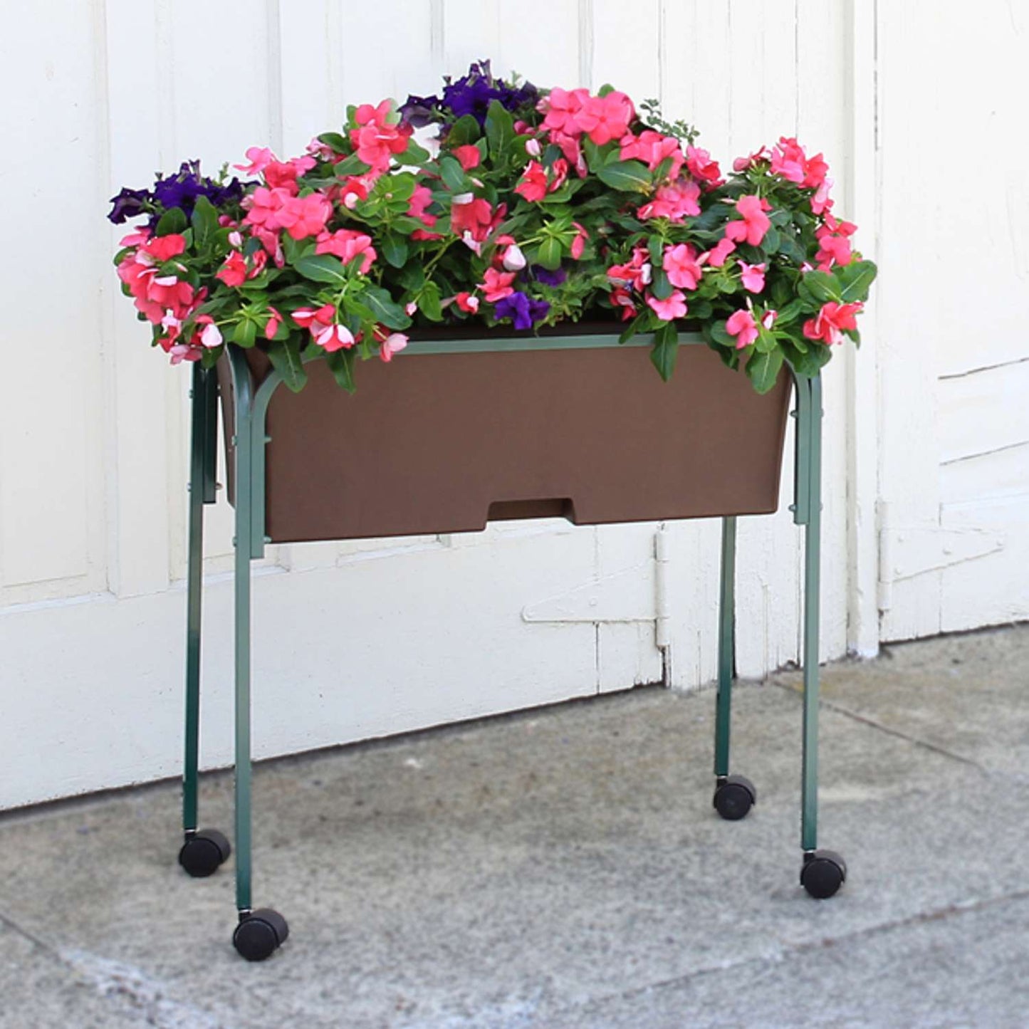 EarthBOX 27 In. H Green Steel Plant Stand