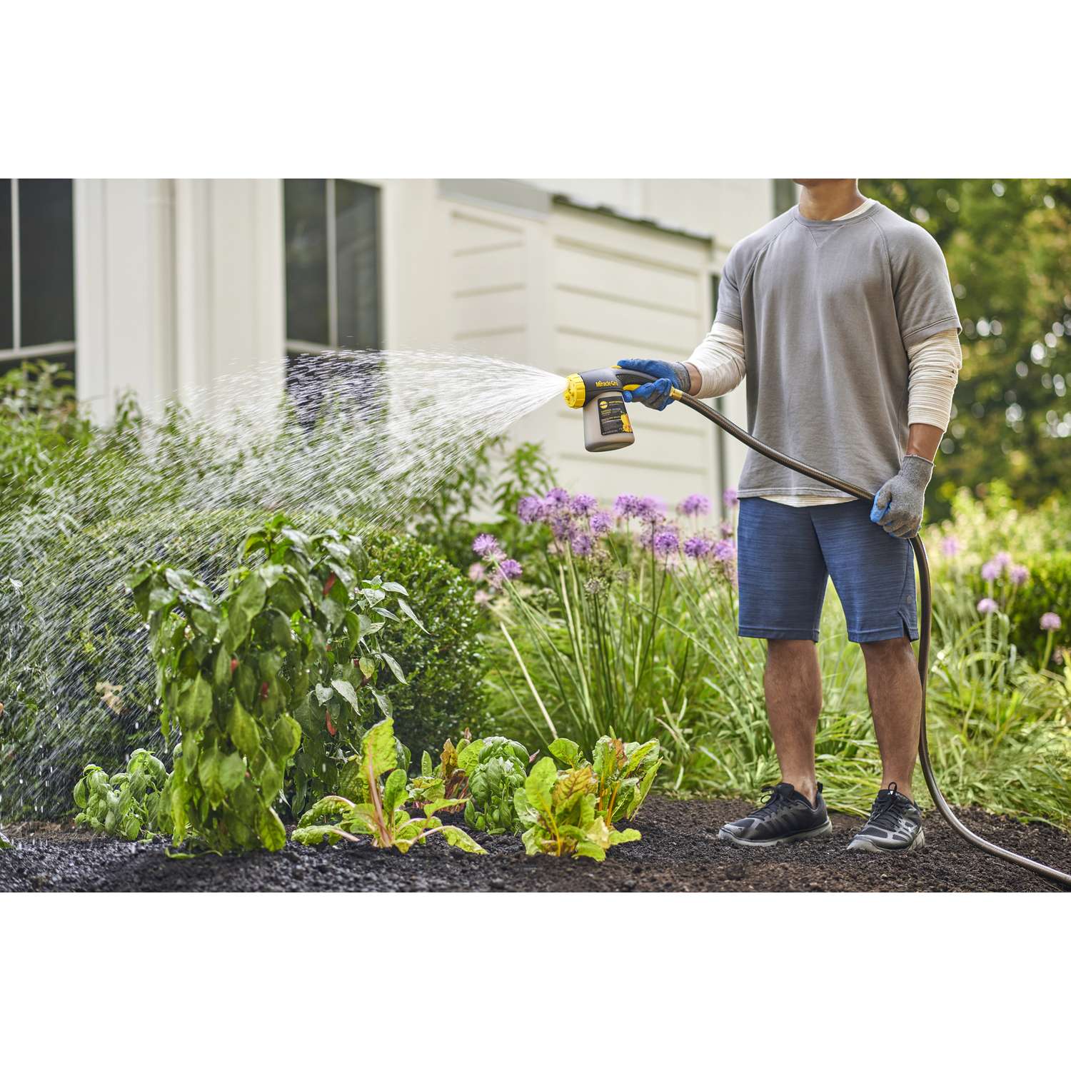  Miracle-Gro Performance Organics Organic Liquid Garden Feeder 12 Oz