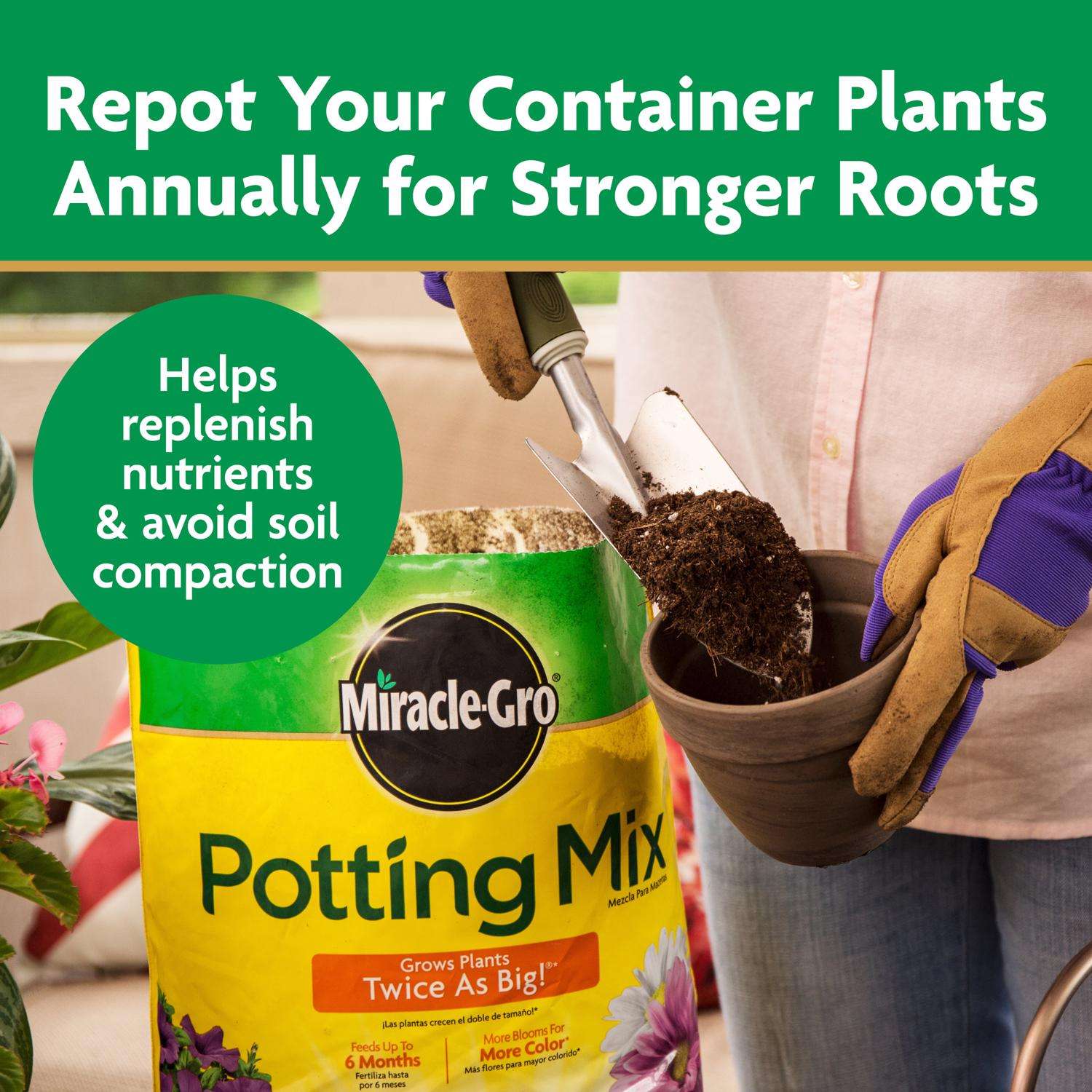  Miracle-Gro Flower And Plant Potting Mix 2 Cu Ft