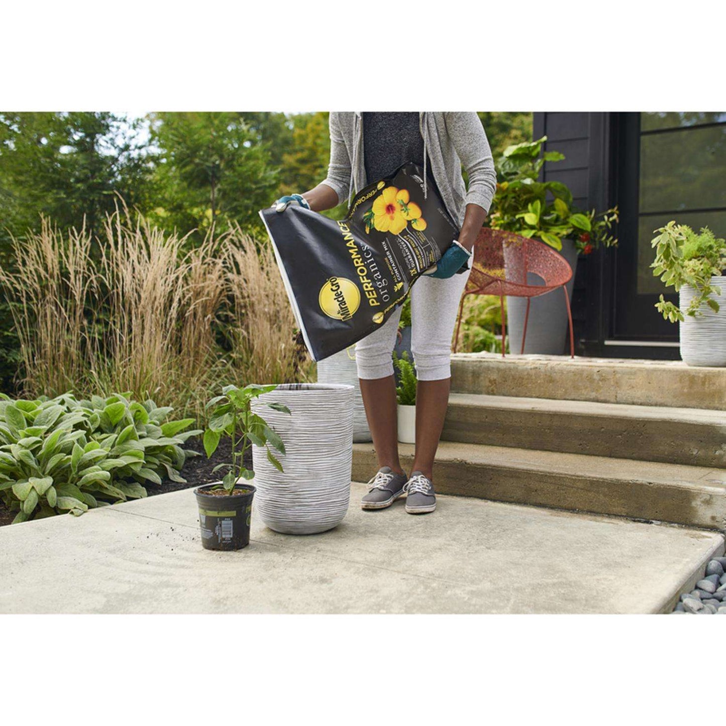  Miracle-Gro Performance Organics Organic All Purpose Potting Mix 1 Cu Ft