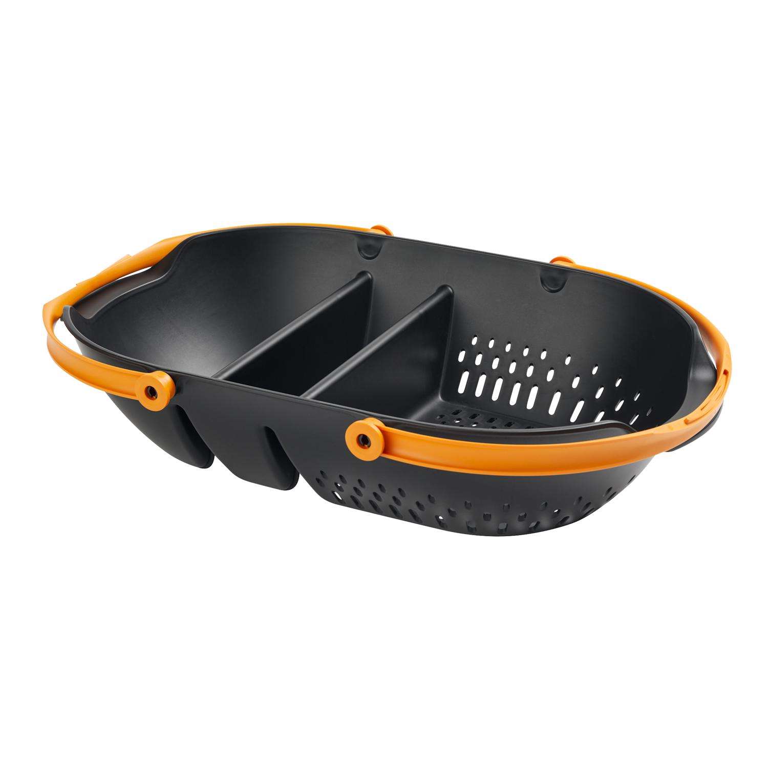  Fiskars 24 In. Garden Harvest Basket