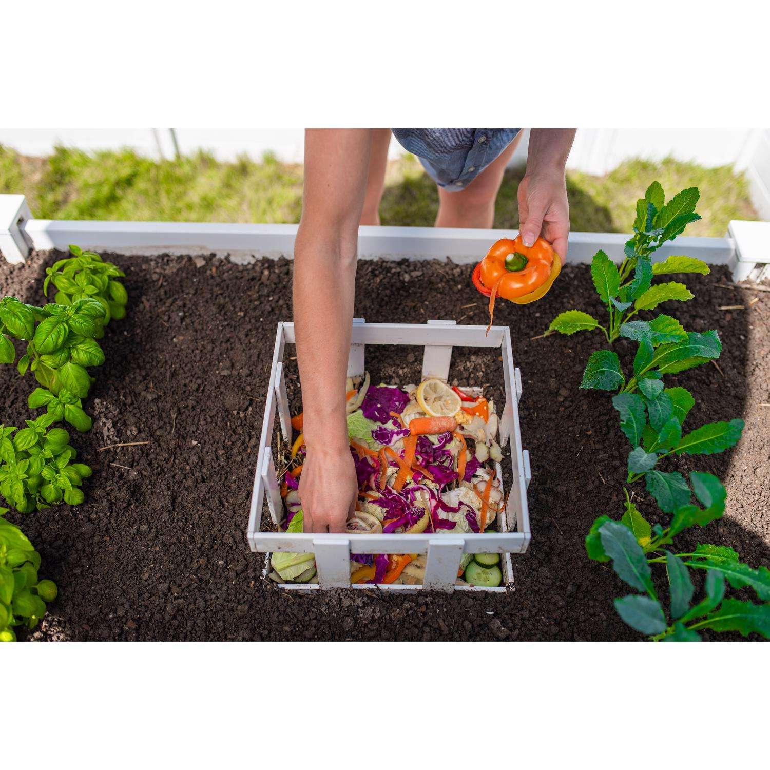  Vita Classic 22 In. H X 144 In. W X 96 In. D Vinyl Raised Garden Bed White