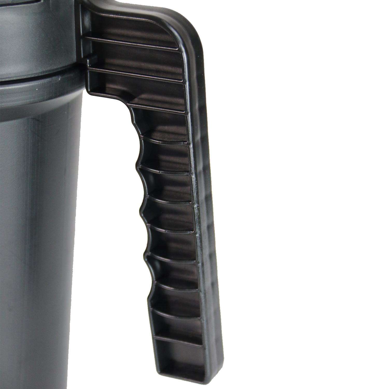  Chapin Handheld Shaker For Fertilizer/Ice Melt/Seed 64 Oz