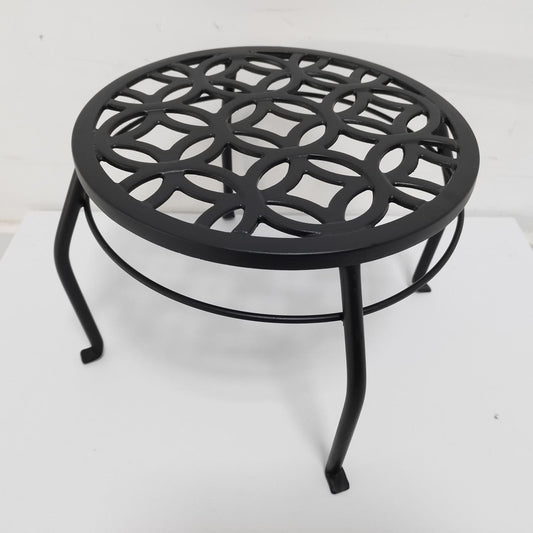  Living Accents 9 In. H Black Cast Iron Plant Stand