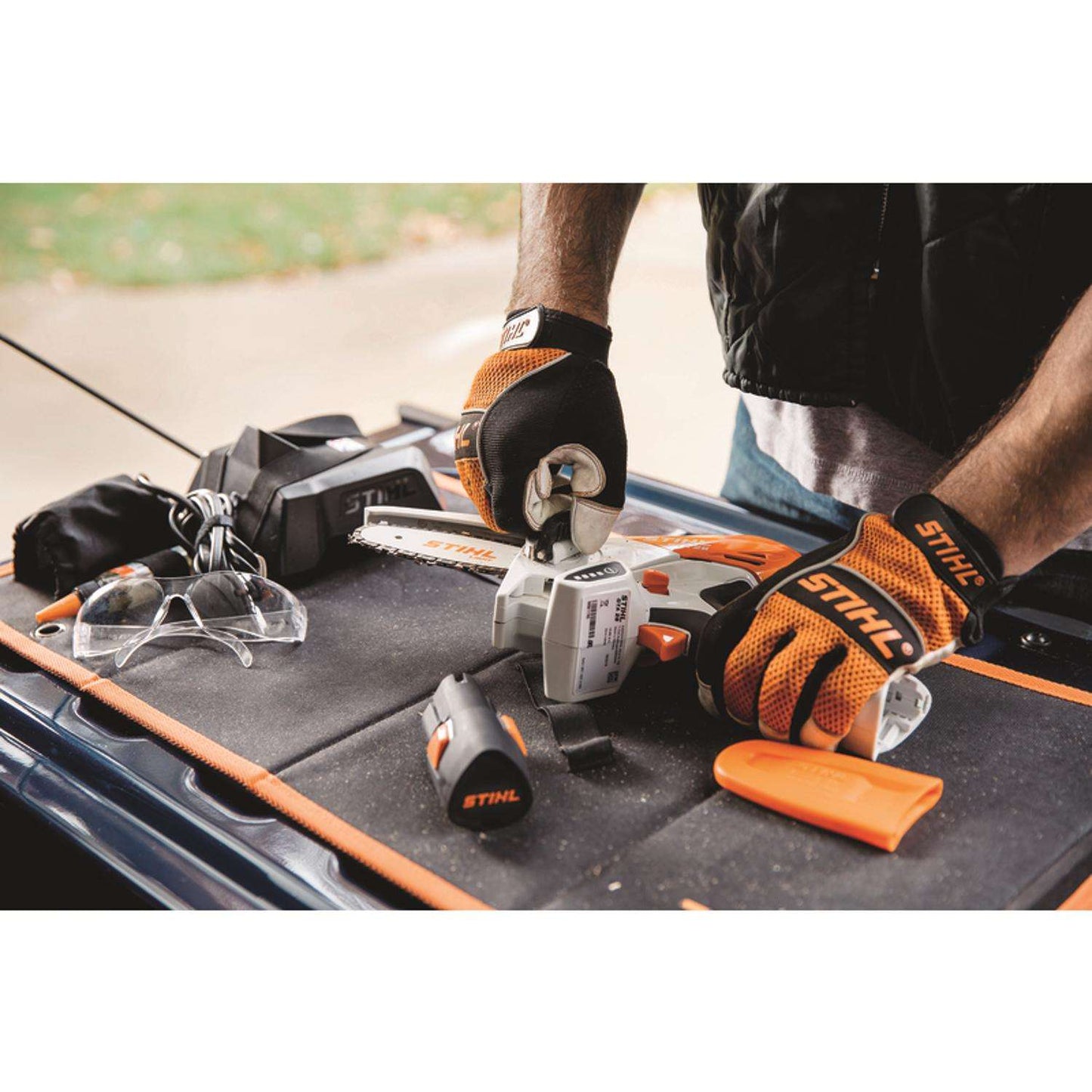  STIHL GTA 26 0 In. Battery Garden Pruner Kit (Battery & Charger)