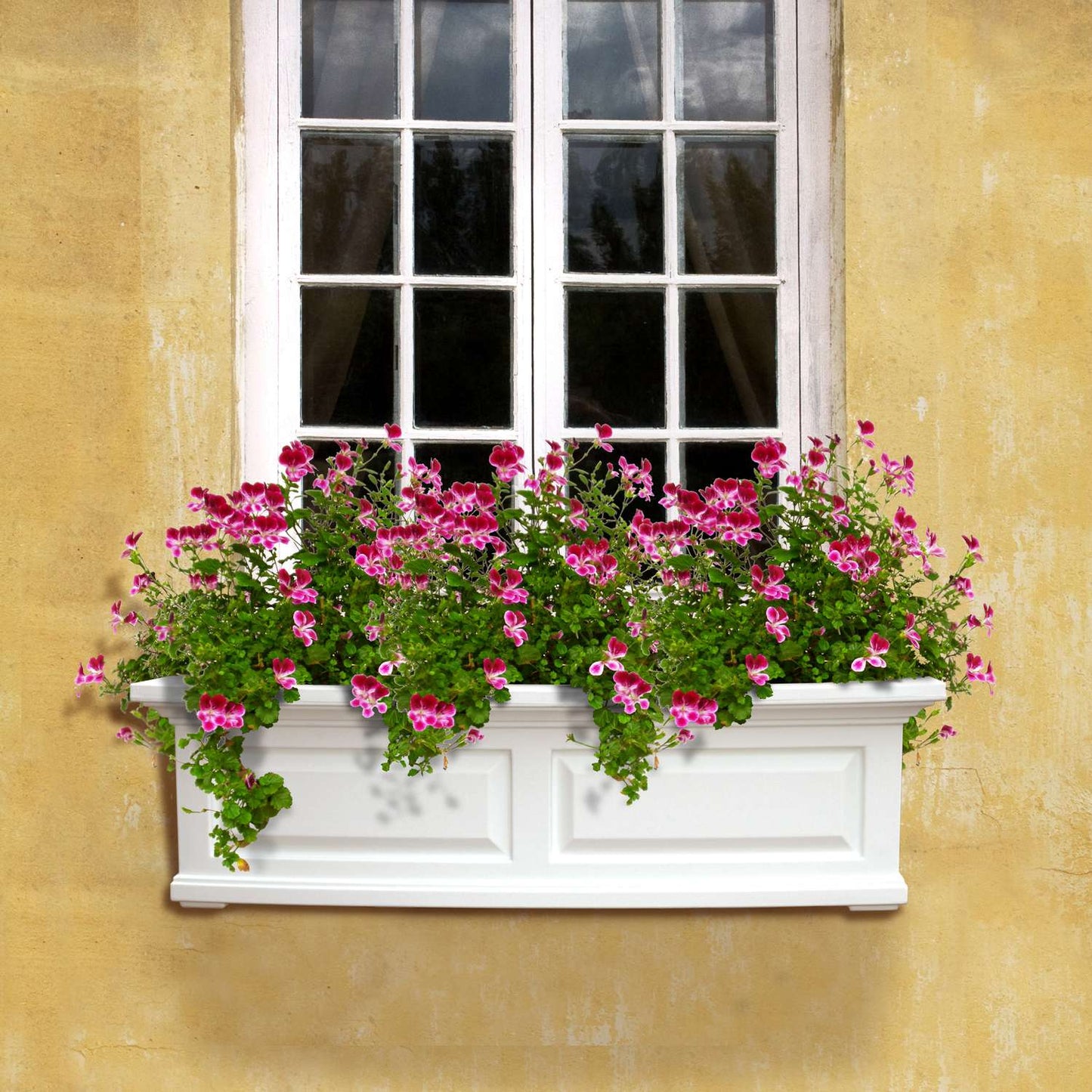  Mayne Nantucket 10 In. H X 11.5 In. W X 36 In. D Plastic Window Box White