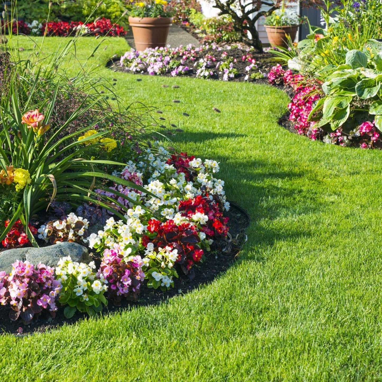  Master Mark 20 Ft. L X 4.5 In. H Plastic Black Lawn Edging