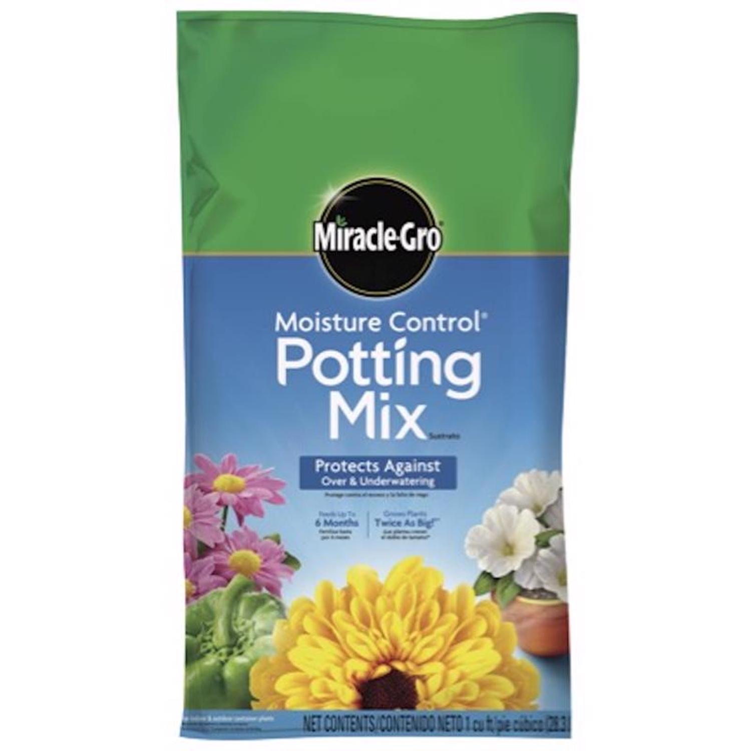  Miracle-Gro Moisture Control Flower And Plant Potting Mix 25 Qt