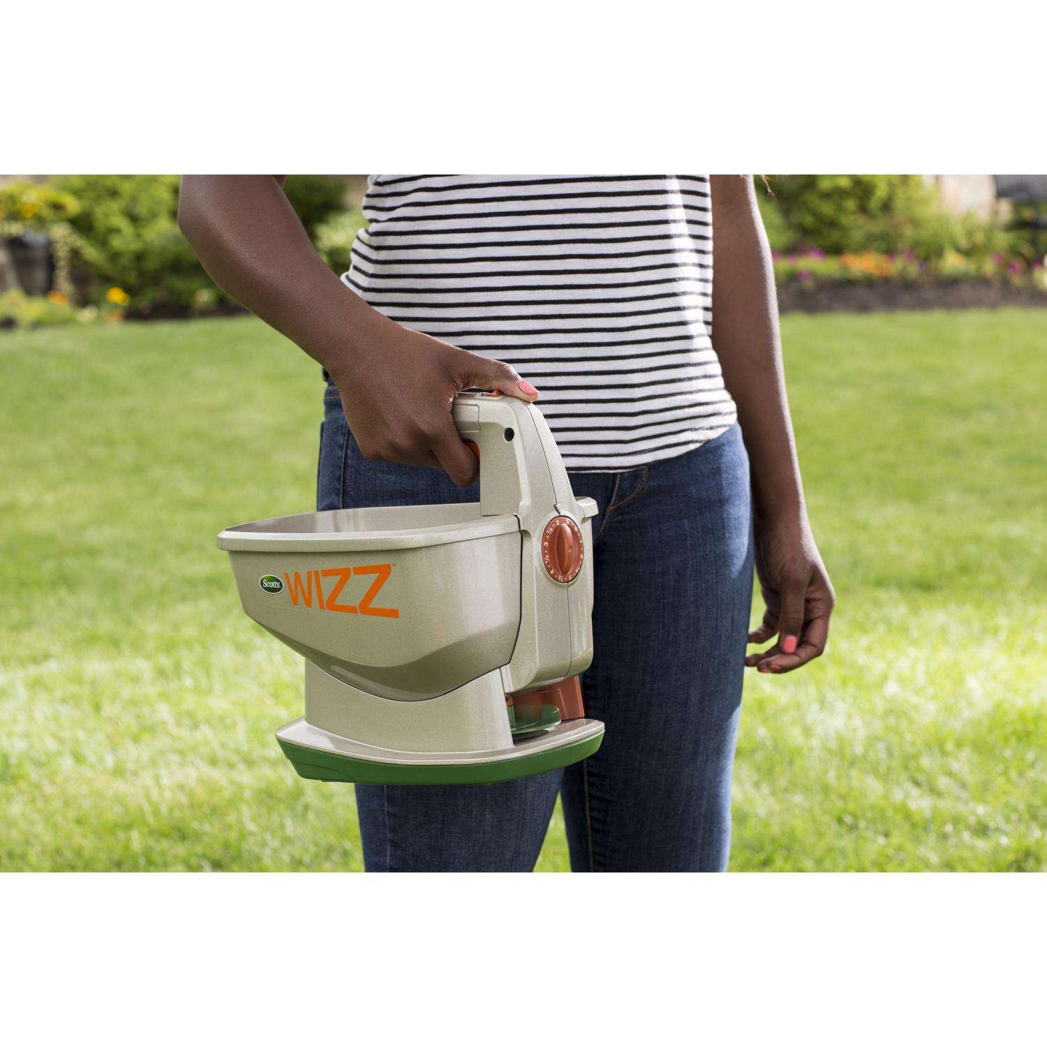  Scotts Wizz 60 In. W Handheld Spreader For Fertilizer/Ice Melt/Seed 4 Lb