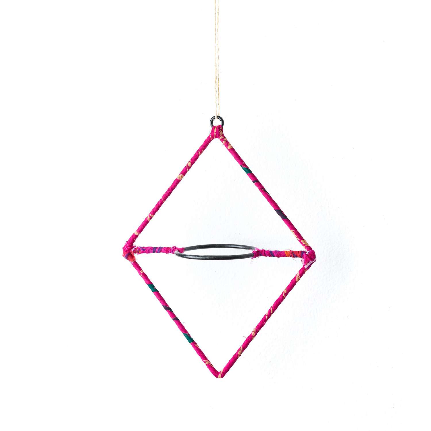 Matr Boomie Air Element Metal Diamond Pot Hanger Multicolored