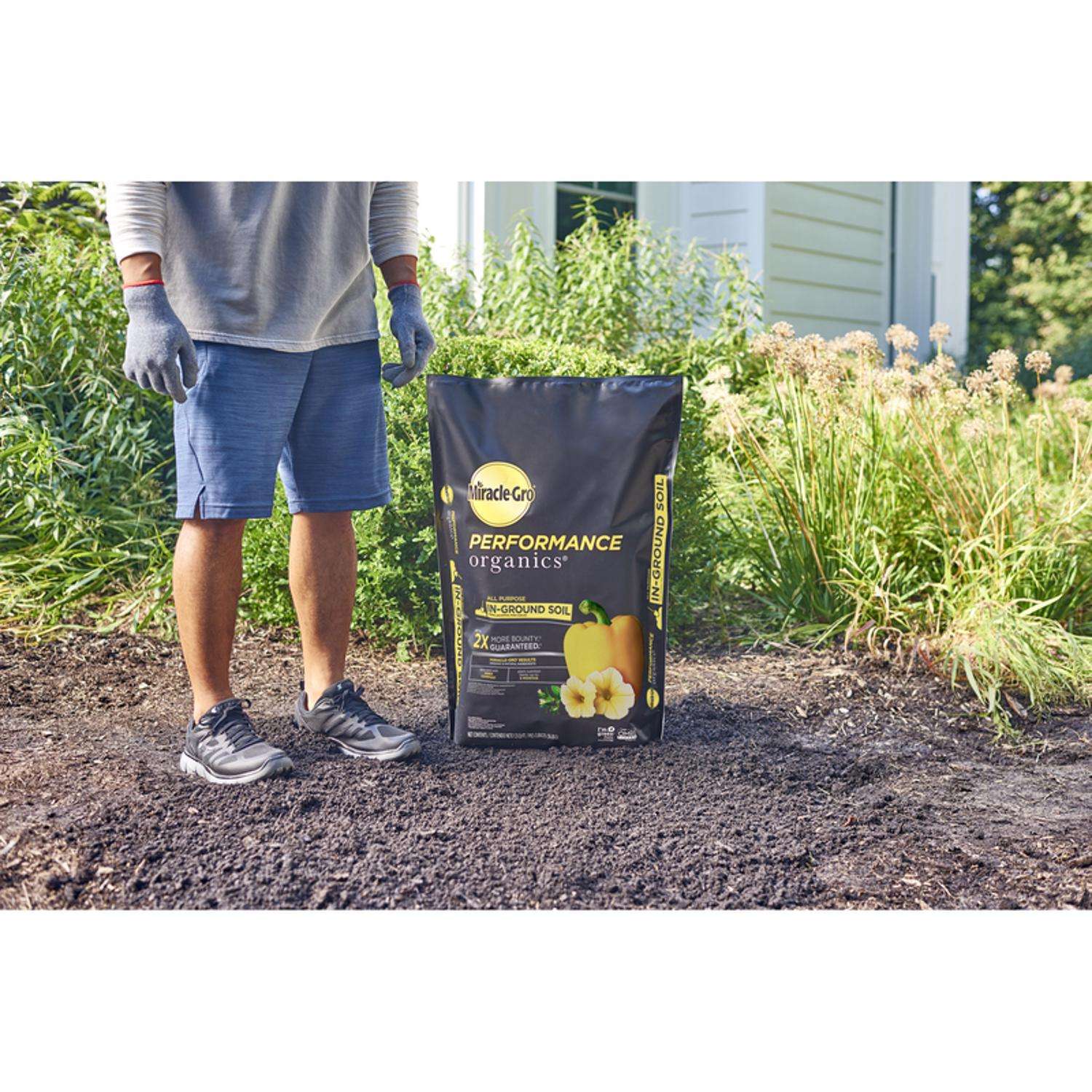 Miracle-Gro Performance Organics Organic All Purpose In-Ground Soil 1.3 Cu Ft