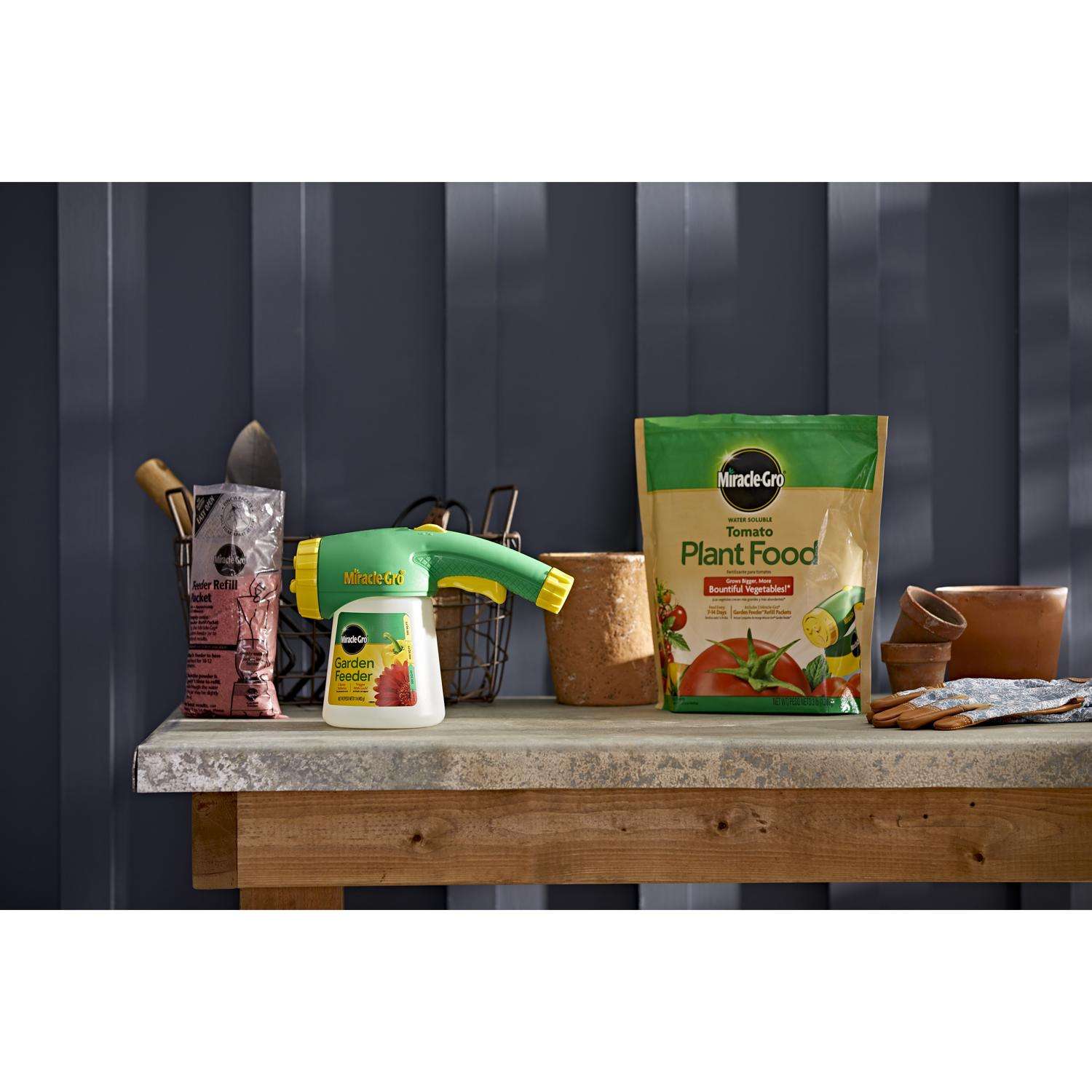  Miracle-Gro Granules Tomato Plant Food 3 Lb