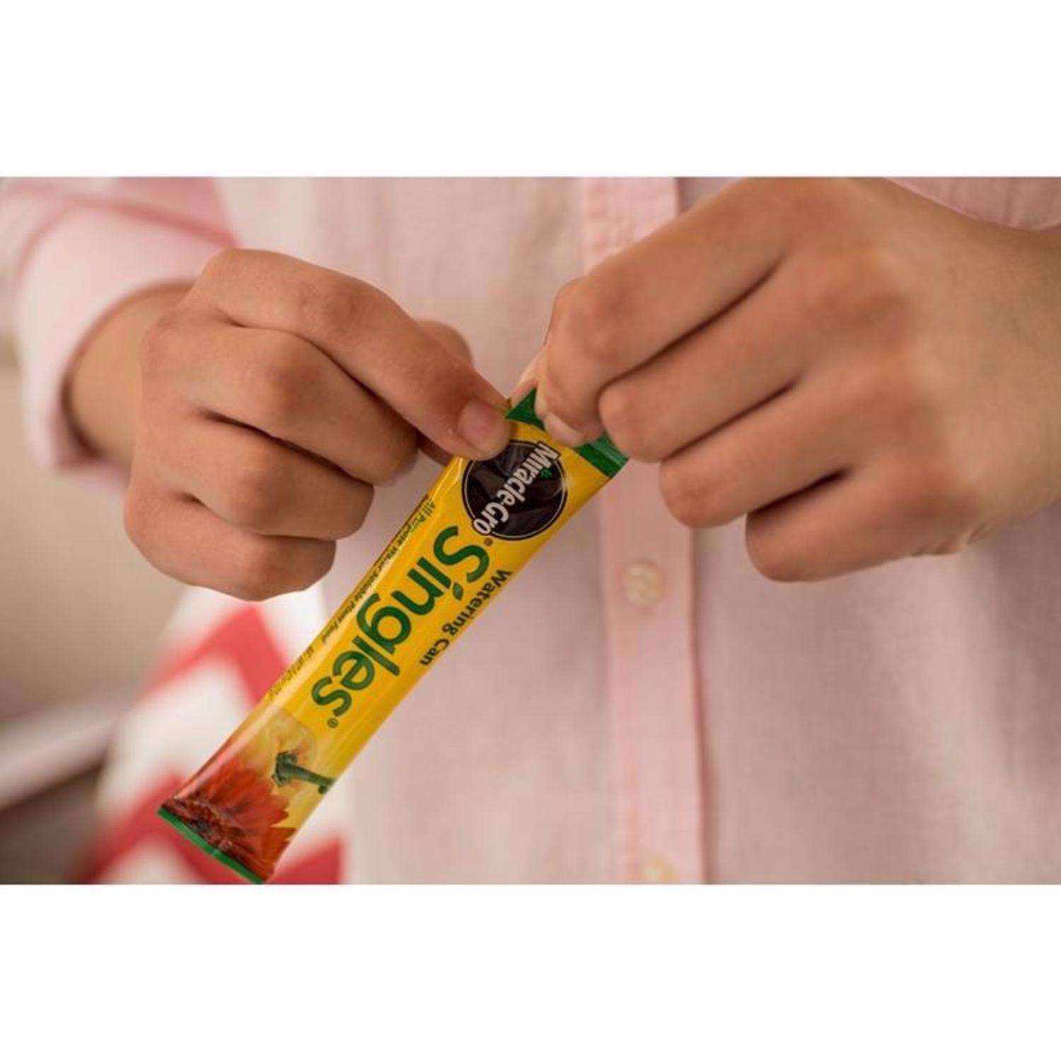  Miracle-Gro Watering Can Singles Powder All Purpose Plant Food 24 Pk