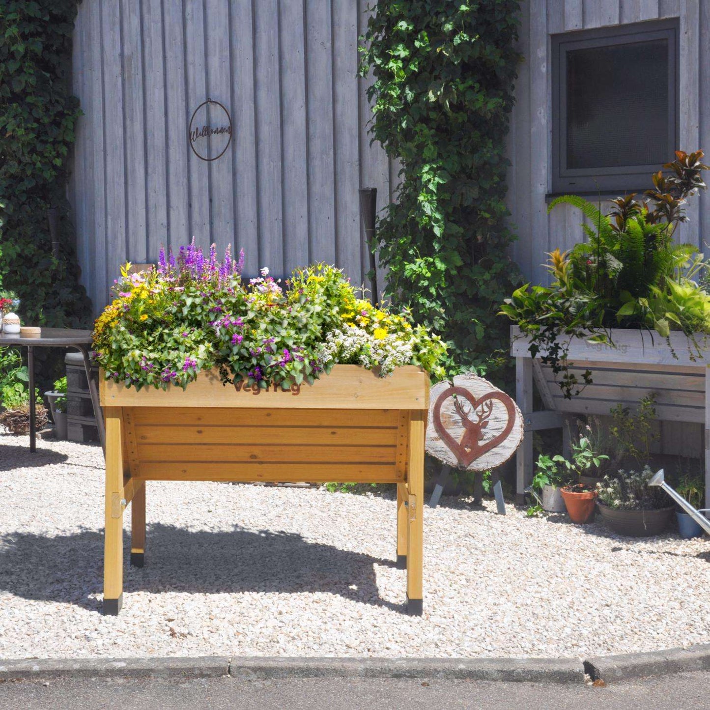  VegTrug VegTrug Classic 31.5 In. H X 40.7 In. W X 30 In. D Wood VegTrug Classic Planter Natural