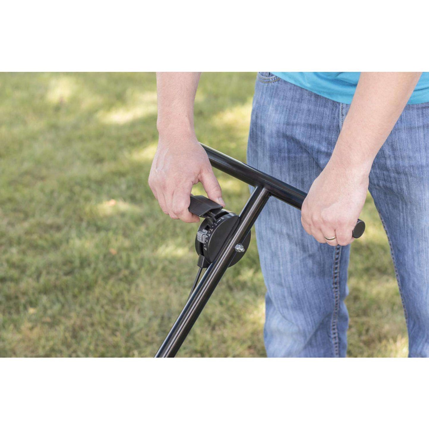  Agri-Fab 10 Ft. W Push Spreader For Fertilizer/Grass Seed/Ice Melt 85 Lb